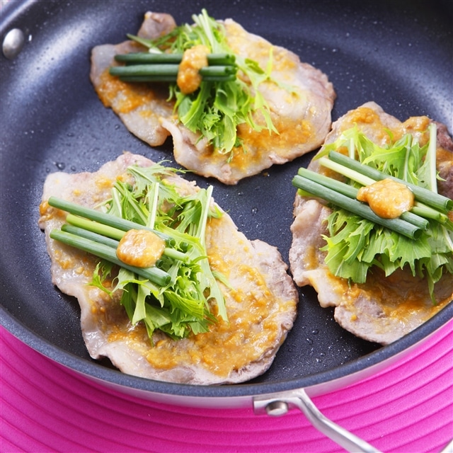 豚肉の焼きしゃぶ味噌風味 